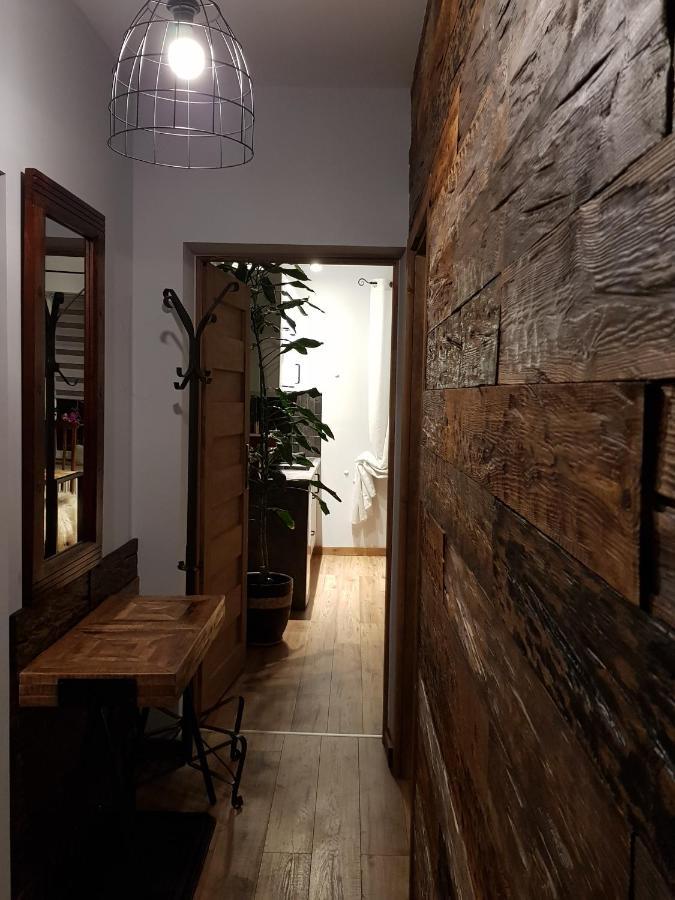 Apartamento 33 *